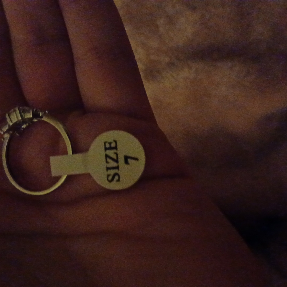Ring - Picture 4 of 4